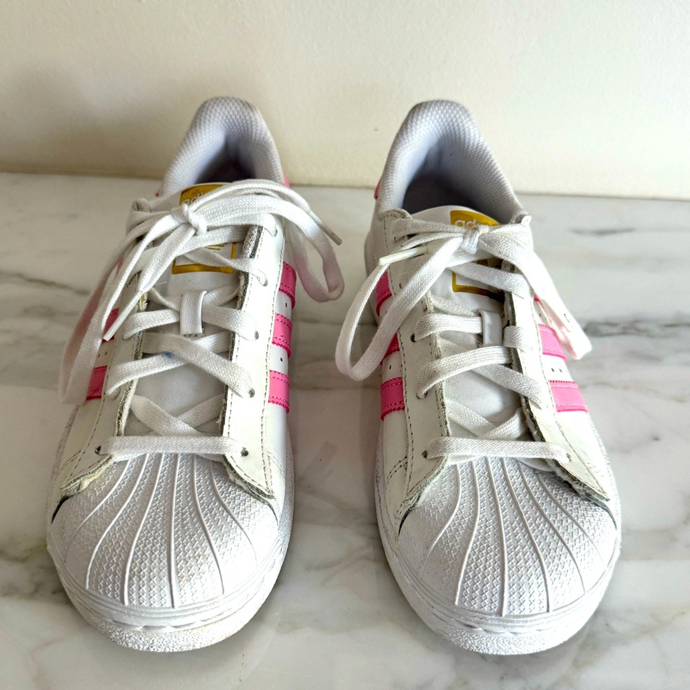 Adidas Superstar Size 2.5